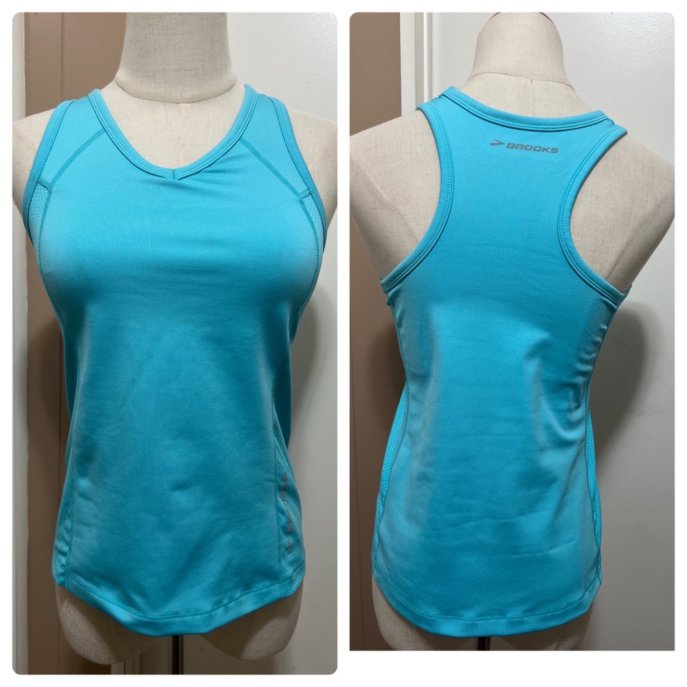 Brooks Running Support Tank II Racer Back Size Medium Blue Built-in Bra.